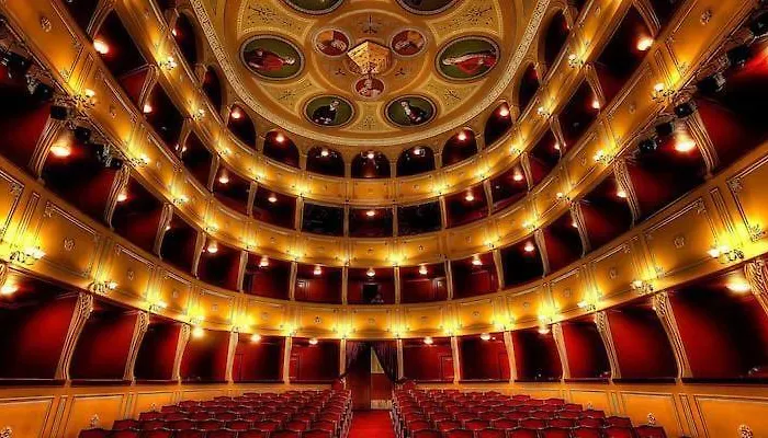 Сasa de vacaciones Traditional Medieval Stone House In 